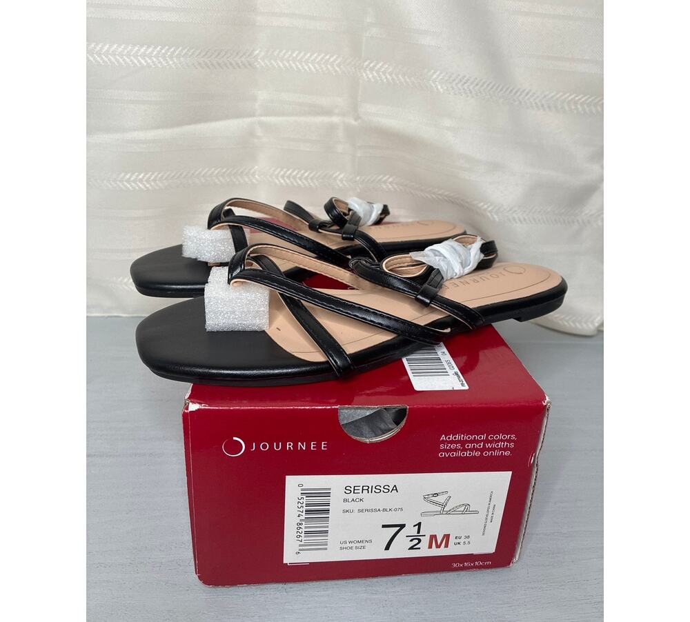 Journee Collection Serissa Crisscross Strap Flat Sandals Black Size 7.5M